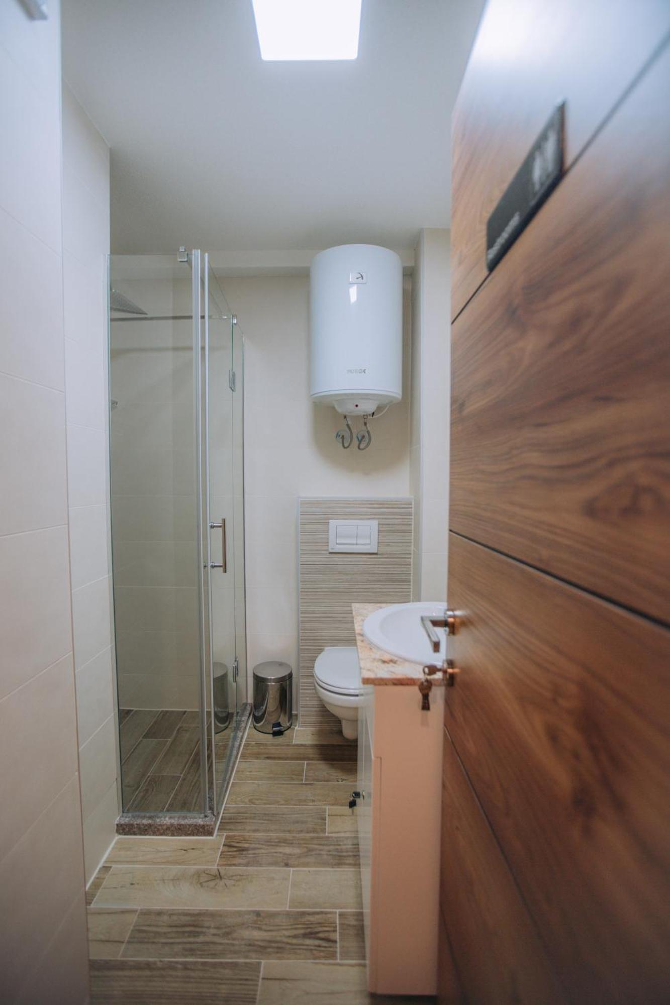 White Blue Ohrid - Luxury Apt, City Center, Private Parking, Balcony, Near Ohrid Lake Dış mekan fotoğraf